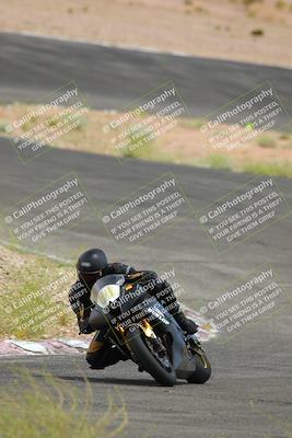 media/Jun-04-2022-WERA (Sat) [[b852bbbd55]]/Race 8 Superbike Expert Novice V7 HW/